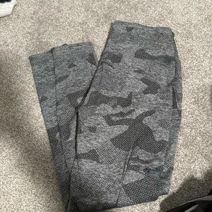 Camo thermal leggings